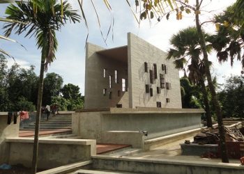 Tribute to Martyrs