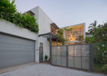 Residence at Kadawatha